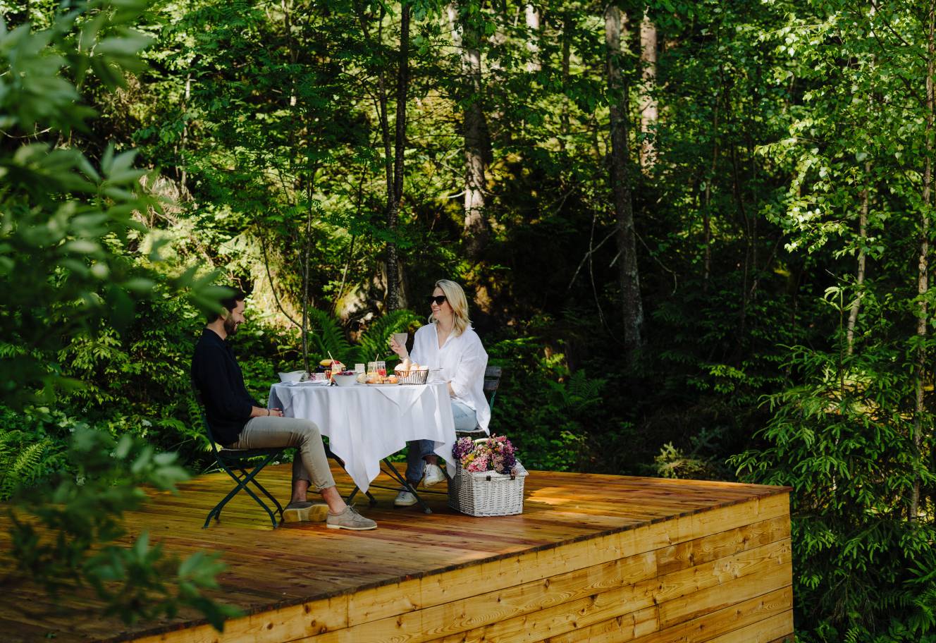 Wald Frühstück im Naturhotel Forsthofgut