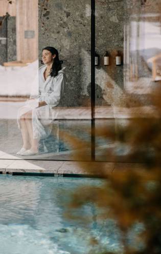 Washing area at the onsen pool