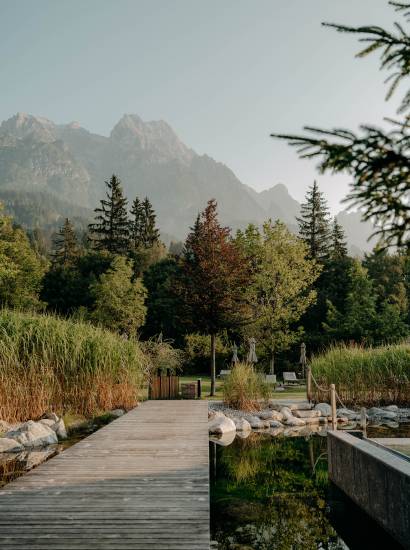 Lake jetty in the garden area of Forsthofgut.