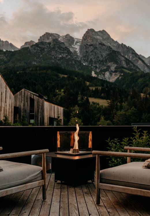 Offenes Feuer mit Ausblick auf die Steinberge